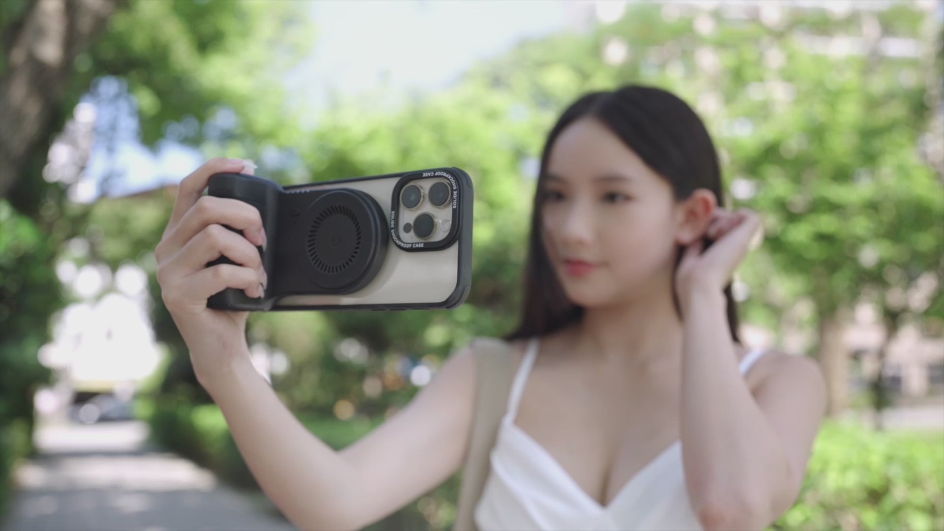 載入影片: