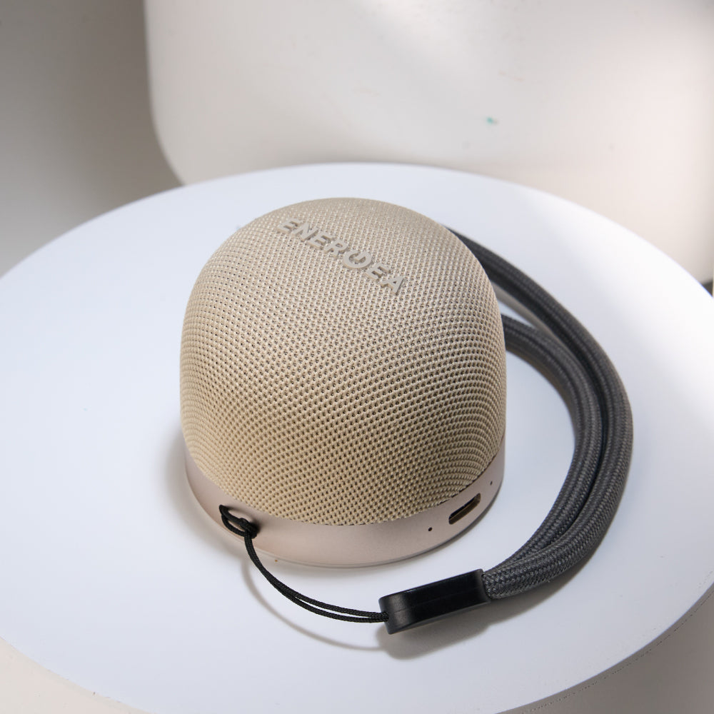 ENERGEA 新加坡 MagAudio Go Plus 磁吸無線充電座隨身音箱 (附繩帶)