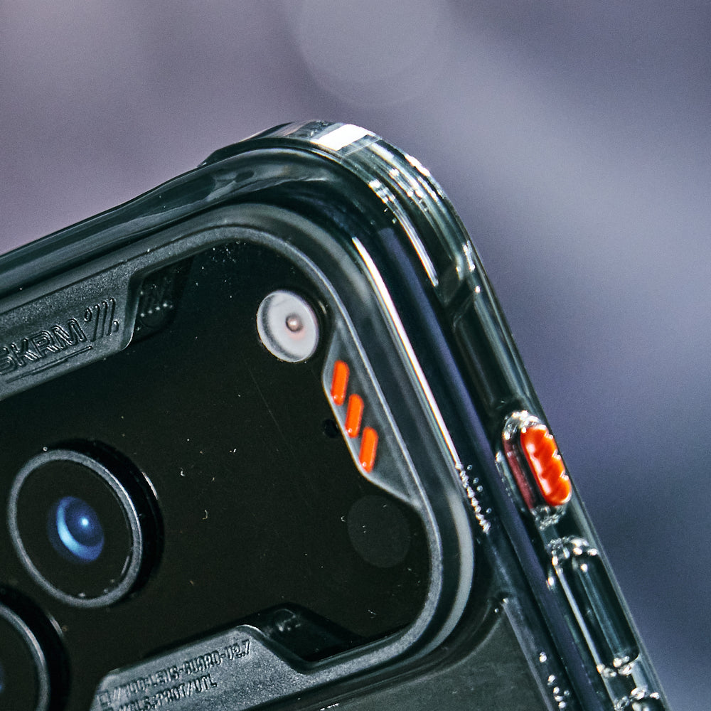 Helio CE 磁吸支架防摔手機殼 iPhone 18 系列