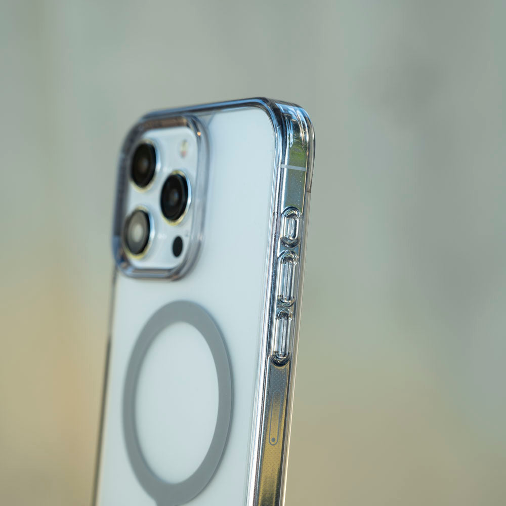 Lifepro Xtreme 超透亮防摔雙料保護殼 iPhone 15 系列