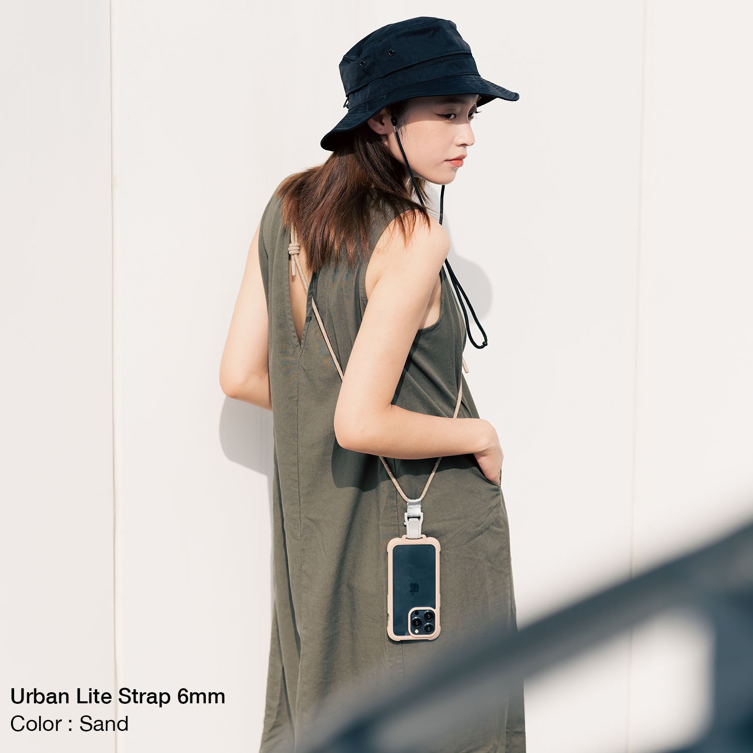 Wander Case 隨行殼 奶茶色（附贈貼紙）iPhone 14 / 13 系列